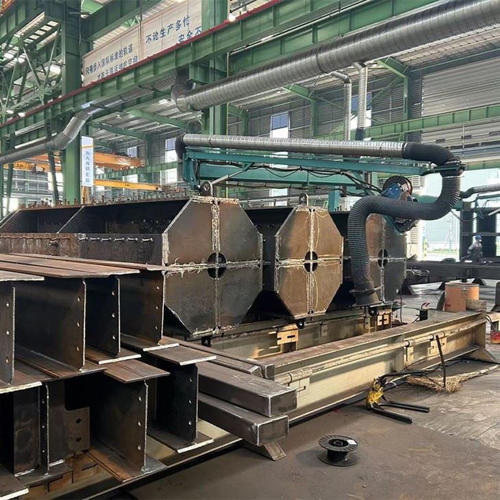 heavy cross steel columns